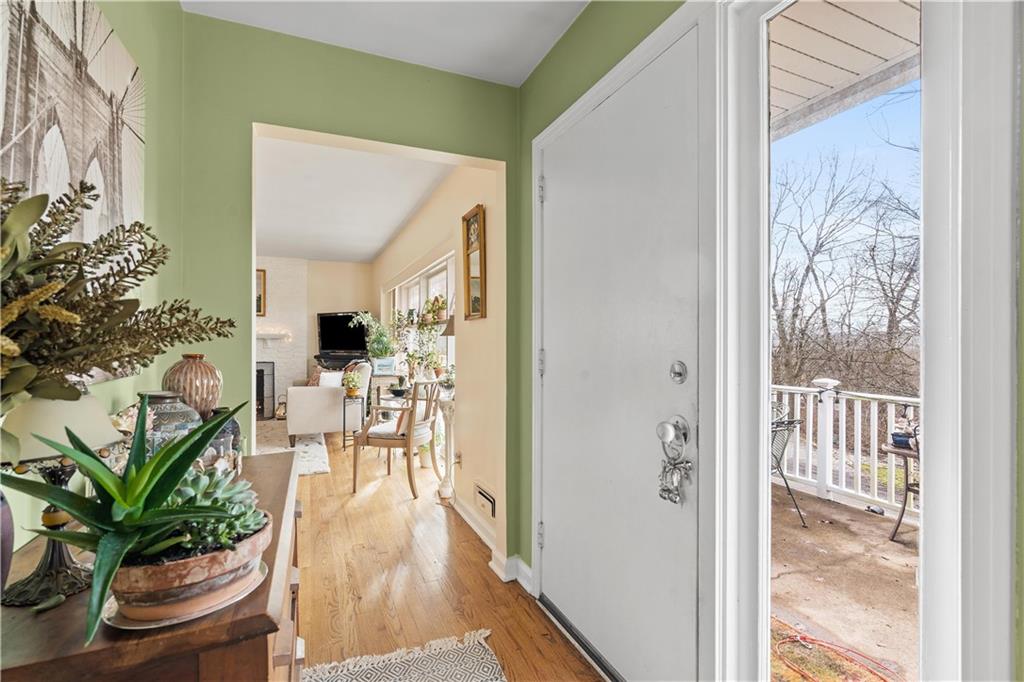 720 Field Club Road Pittsburgh, PA 15238 - Photo 2 of 27 Gallery Image 2