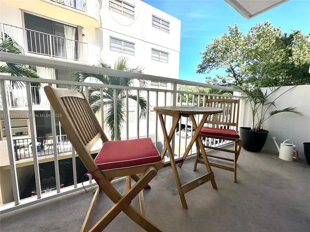 $2,100 | 1665 Bay Road, Unit 316, Miami Beach, FL 33139