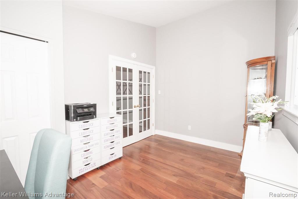 1429 North Pine Street Rochester Hills, MI 48307 - Photo 15 of 41
