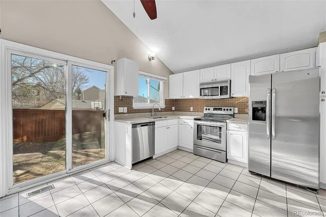 $510,000 | 523 East Chiswick Circle, Littleton, CO 80126