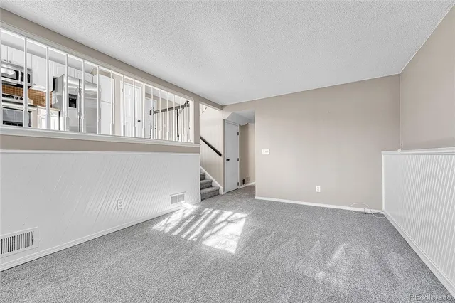 $510,000 | 523 East Chiswick Circle, Littleton, CO 80126