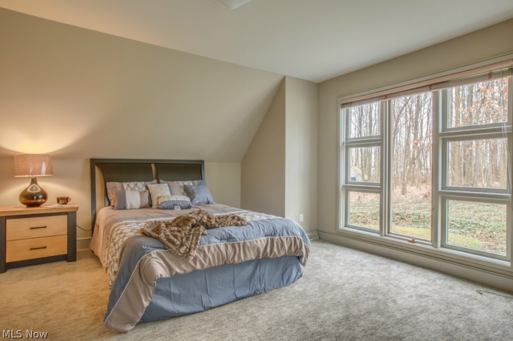 4460 Sherwin Road Willoughby, OH 44094 - Photo 20 of 25 BEDROOM