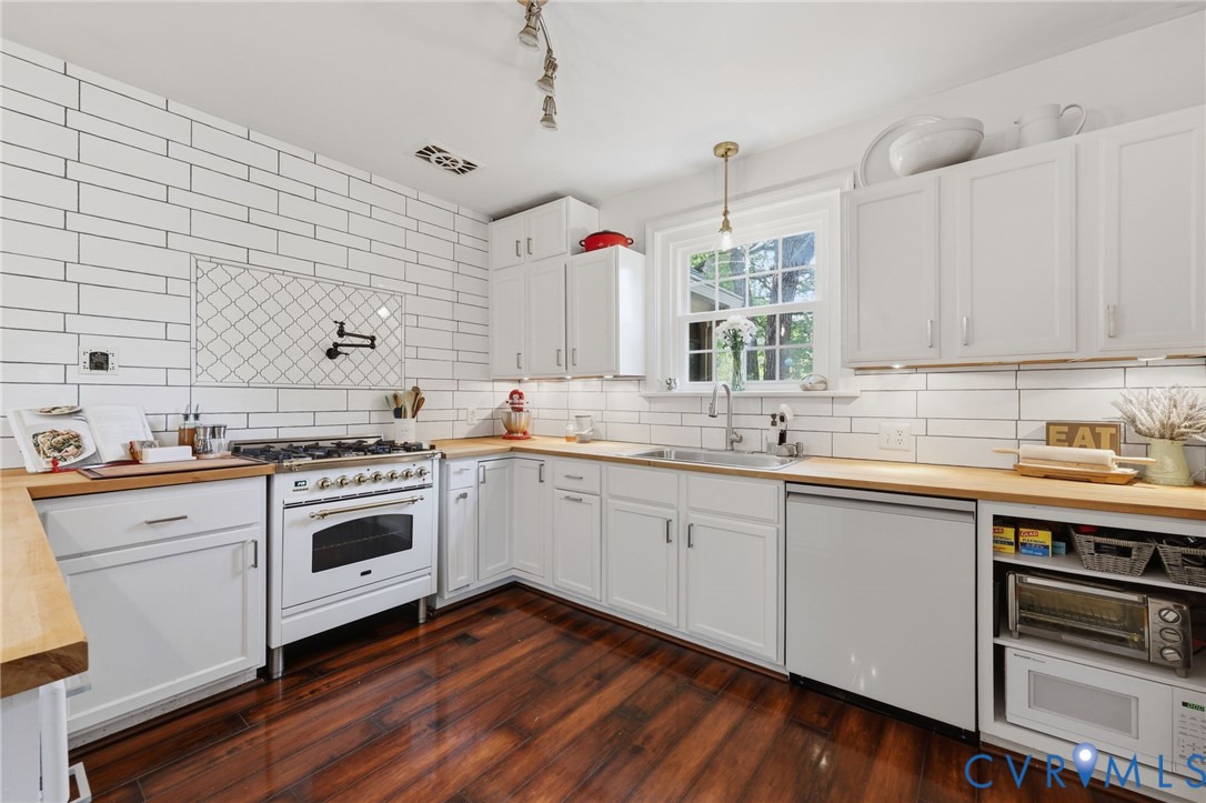 1516 Wentbridge Road Richmond, VA 23227 - Photo 4 of 30