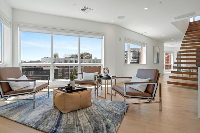 $3,700,000 | 100 A Street, Unit SKYHOUSE, Boston, MA 02127