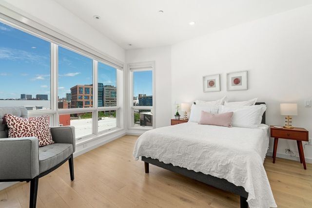 $3,700,000 | 100 A Street, Unit SKYHOUSE, Boston, MA 02127