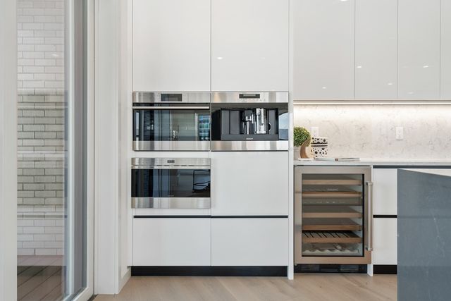 $3,700,000 | 100 A Street, Unit SKYHOUSE, Boston, MA 02127