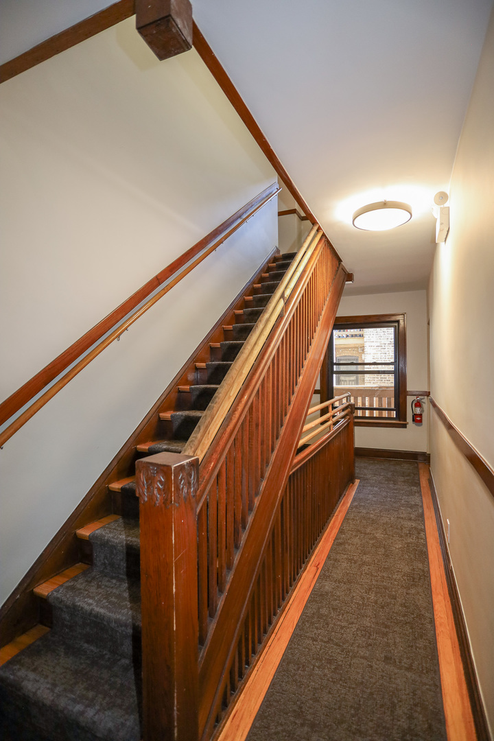 4411 North Hamilton Avenue, Unit 2W Chicago, IL 60618 - Photo 15 of 15