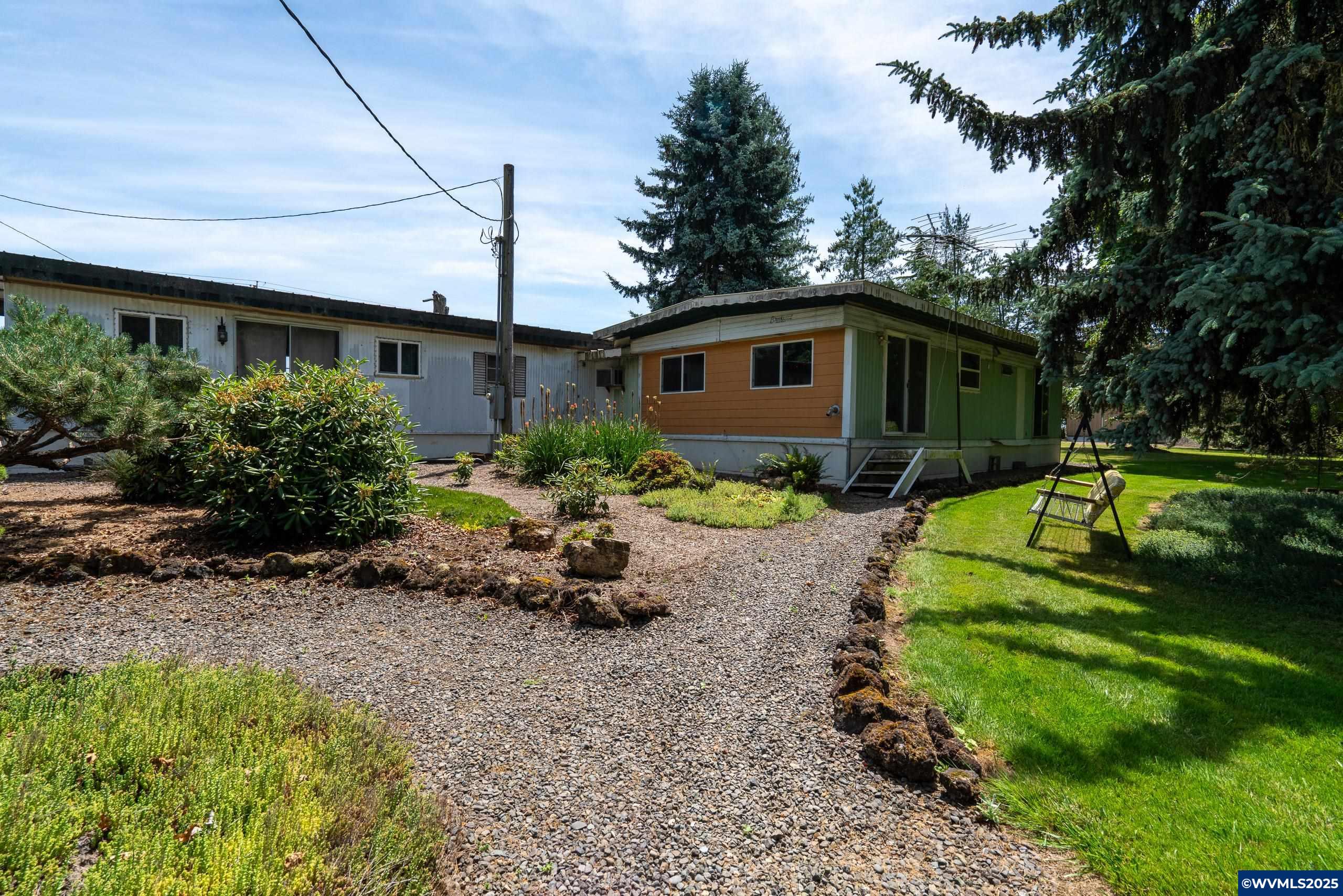 16173 French Prairie Road Northeast Woodburn, OR 97071 - Photo 4 of 50