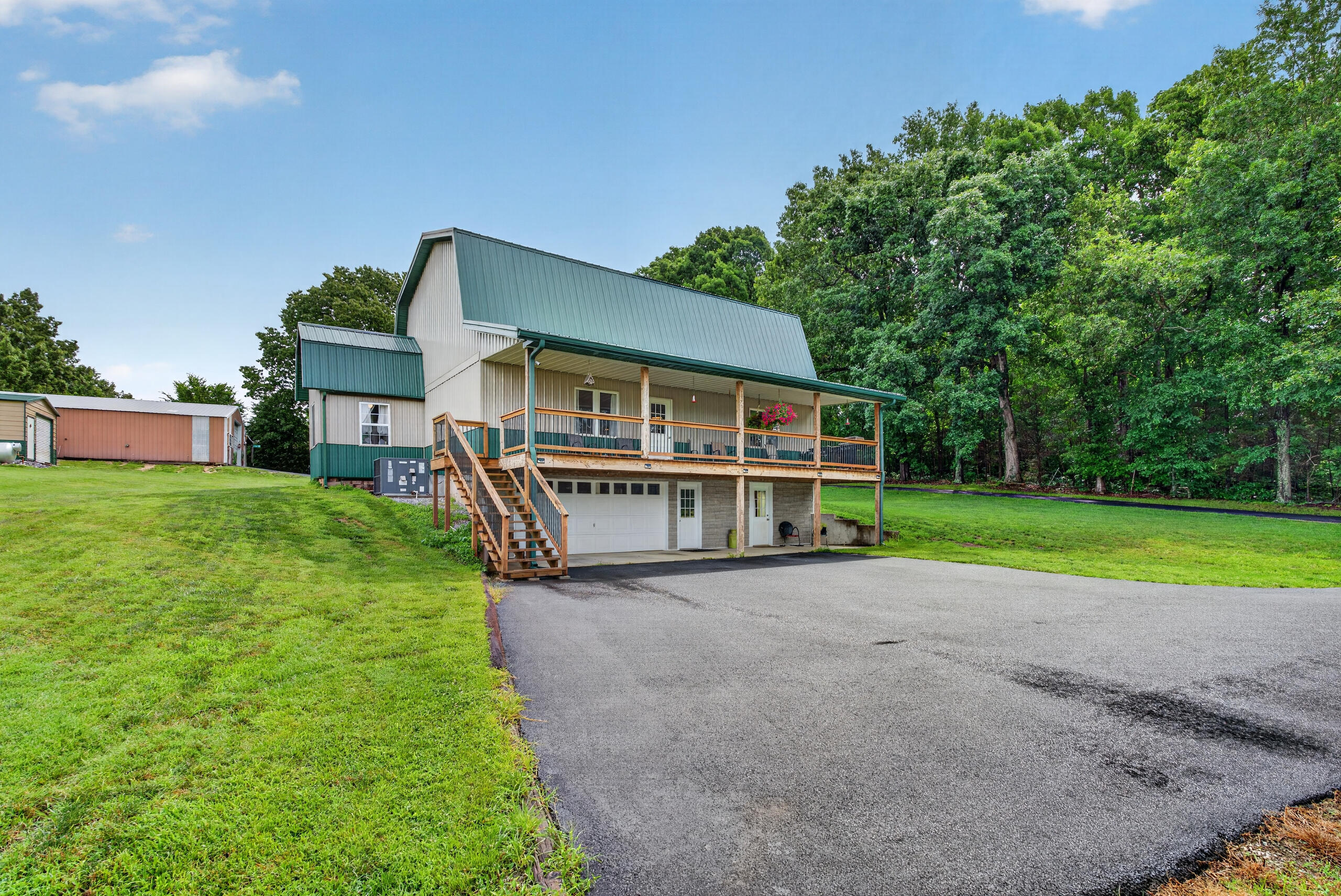 848 Paradise Road Grand Rivers, KY 42045 - Photo 30 of 75 DSC00350