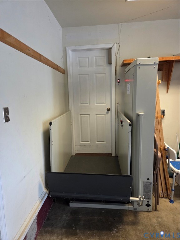 8029 Woodbridge Road Mechanicsville, VA 23111 - Photo 27 of 30 chair lift