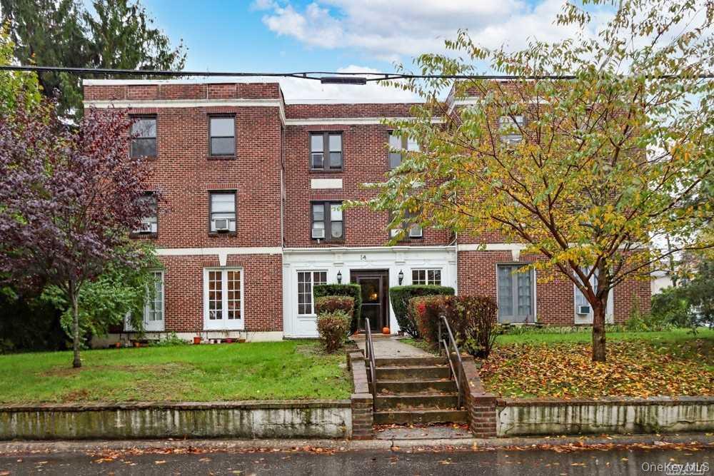 14 Beach Road, Unit 3A Great Neck, NY 11023 - Photo 2 of 14