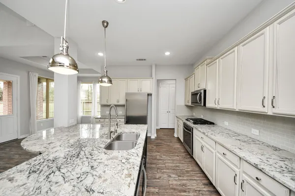 $3,500 | 6002 Granite Shadow Lane, Houston, TX 77365