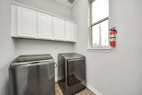 $3,500 | 6002 Granite Shadow Lane, Houston, TX 77365