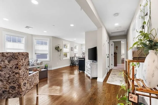 $2,800 | 22 Victor Street, Unit 3, Haverhill, MA 01832