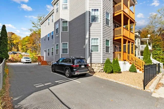 $2,800 | 22 Victor Street, Unit 3, Haverhill, MA 01832