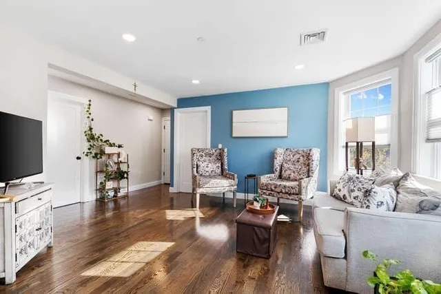 $2,800 | 22 Victor Street, Unit 3, Haverhill, MA 01832