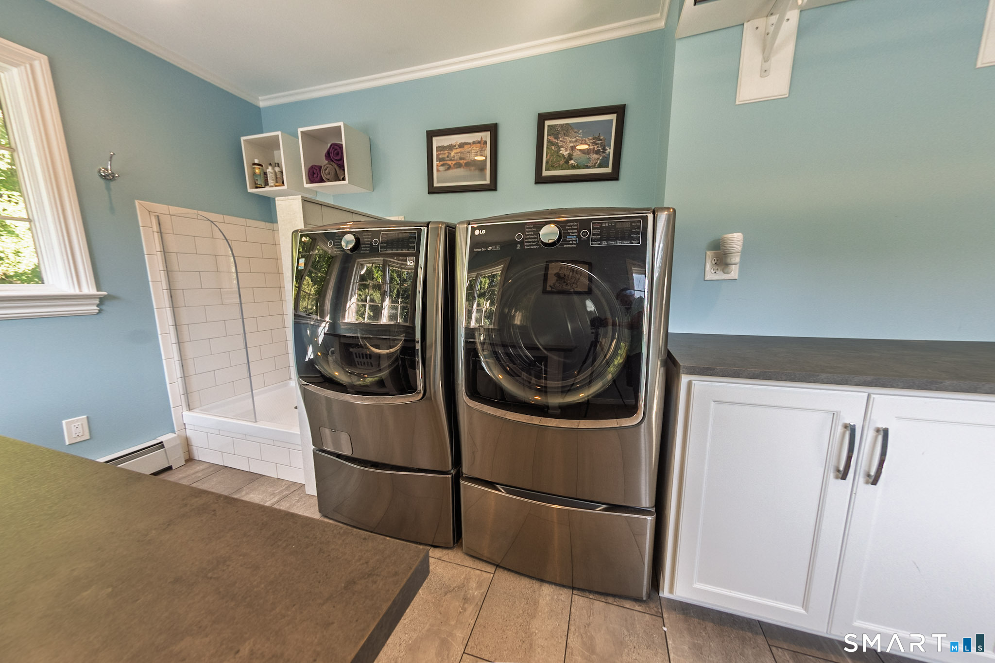 208 Adams Road Easton, CT 06612 - Photo 18 of 33 1st floor laundry room