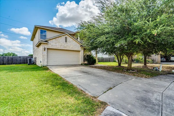 $289,900 | 13408 Dwight Eisenhower Court, Manor, TX 78653