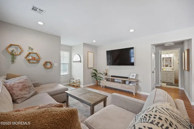 $439,000 | 39 Des Moines Court, Tinton Falls, NJ 07712