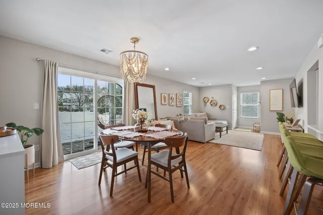 $439,000 | 39 Des Moines Court, Tinton Falls, NJ 07712