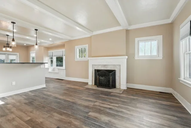 $539,950 | 1123 East Illinois Avenue, Spokane, WA 99207