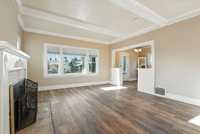 $539,950 | 1123 East Illinois Avenue, Spokane, WA 99207