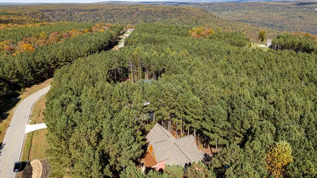 $599,900 | 316 Compass Drive, Jasper, TN 37347