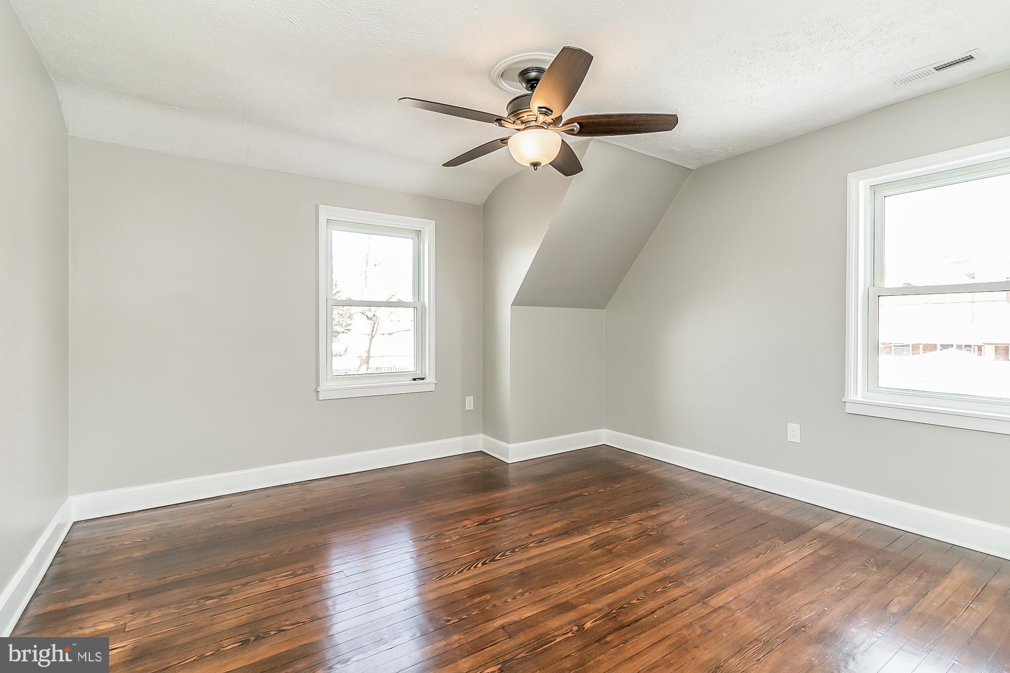 33 Northship Road Baltimore, MD 21222 - Photo 27 of 42 3rd Bedroom