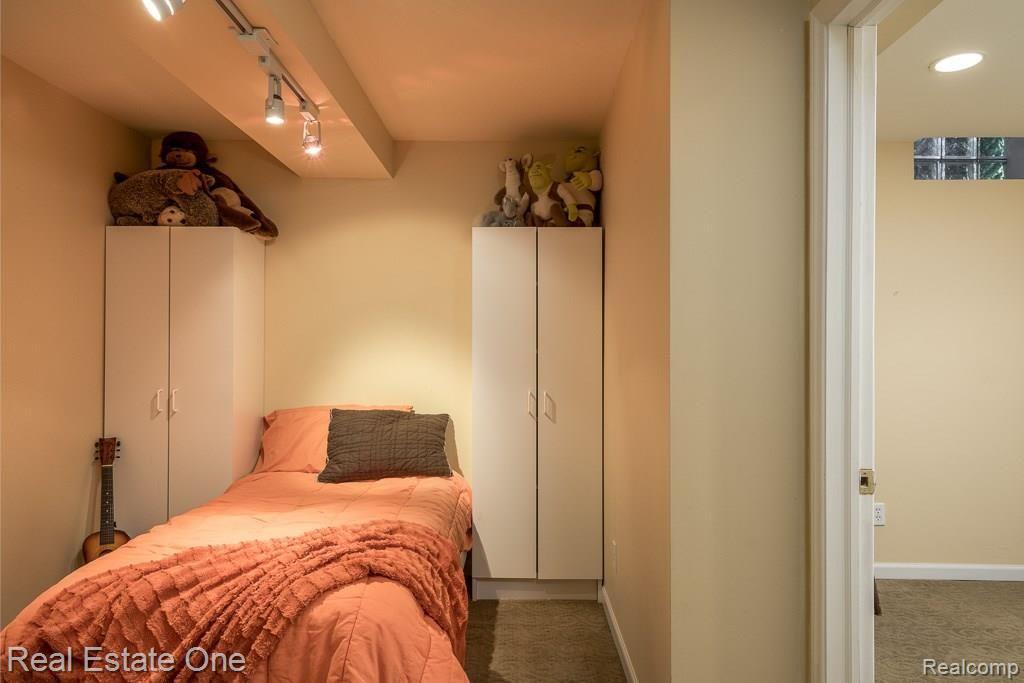 1814 Chase Drive Rochester, MI 48307 - Photo 24 of 29 1814 Chase Drive, Rochester MI, Koteles, 10-01-15-1088-Edit-22.jpg