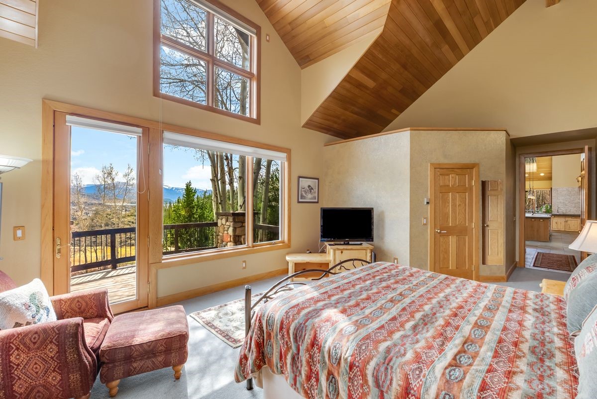 348 Jade Road Silverthorne, CO 80498 - Photo 13 of 50