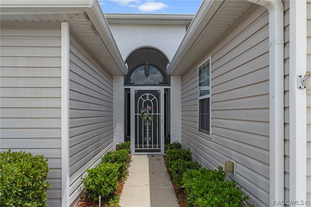 201 North Golf Harbor Path Inverness, FL 34450 - Photo 2 of 27
