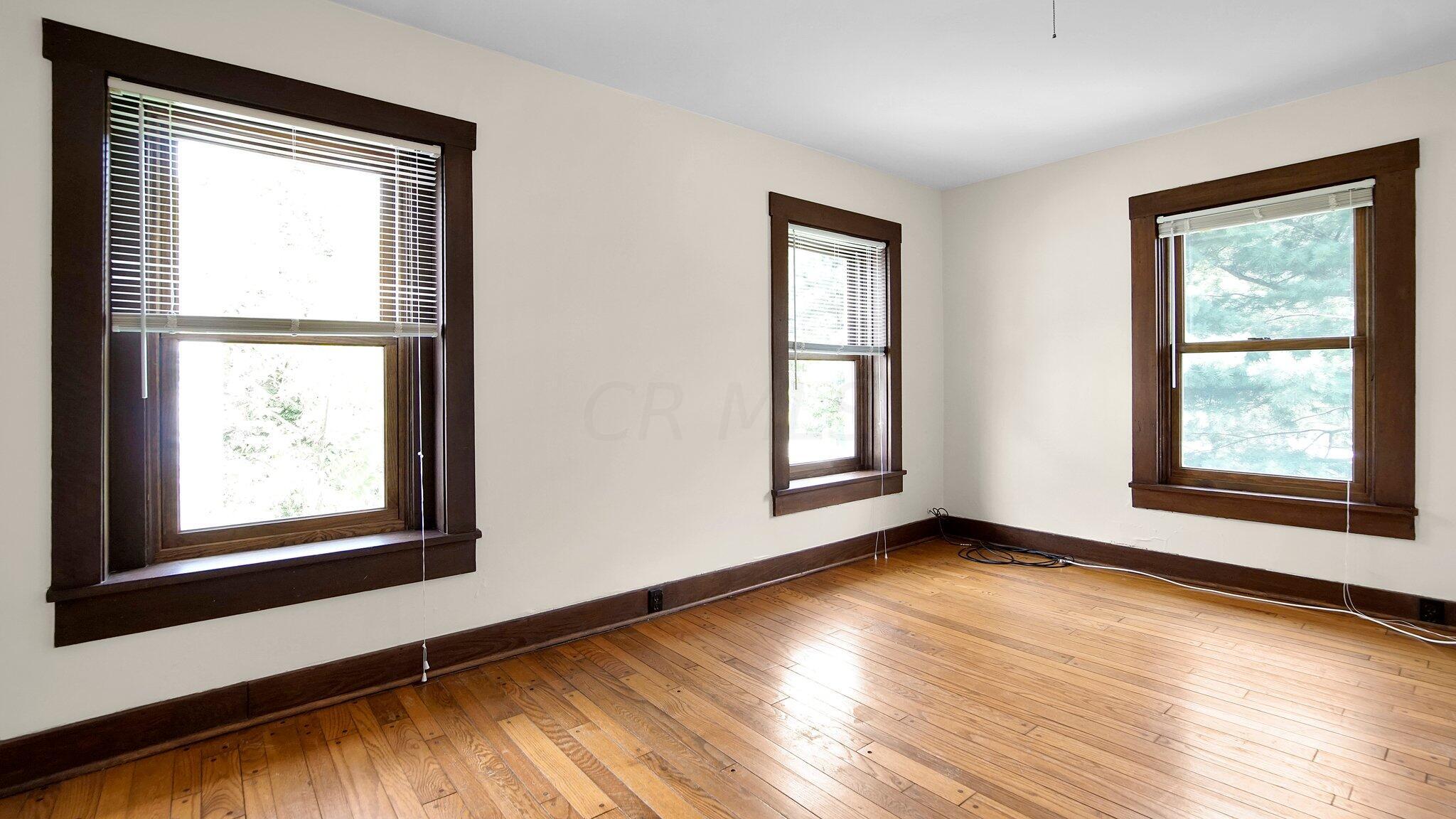8069 Flint Road Columbus, OH 43235 - Photo 38 of 75 Bedroom