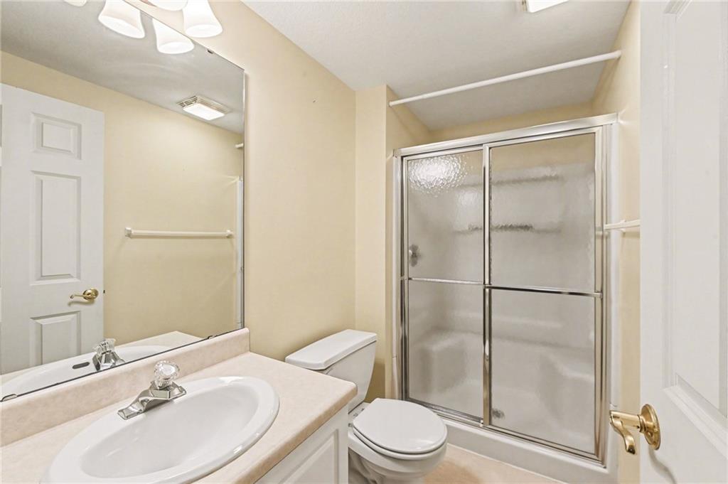 2448 Southwest Golf View Court Topeka, KS 66614 - Photo 18 of 30