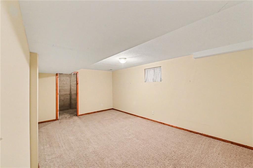 2448 Southwest Golf View Court Topeka, KS 66614 - Photo 21 of 30