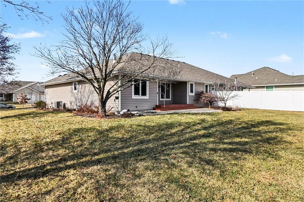 2448 Southwest Golf View Court Topeka, KS 66614 - Photo 27 of 30