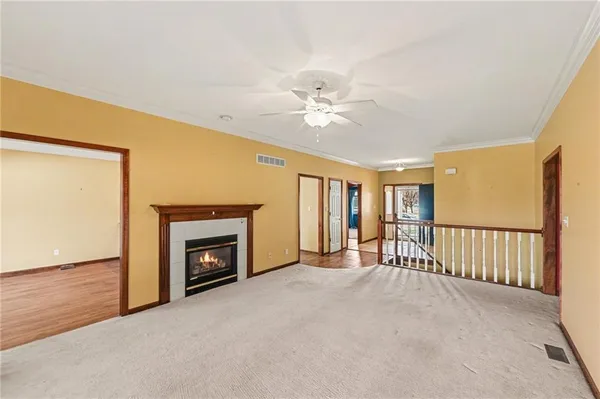 $284,000 | 2448 Southwest Golf View Court, Topeka, KS 66614