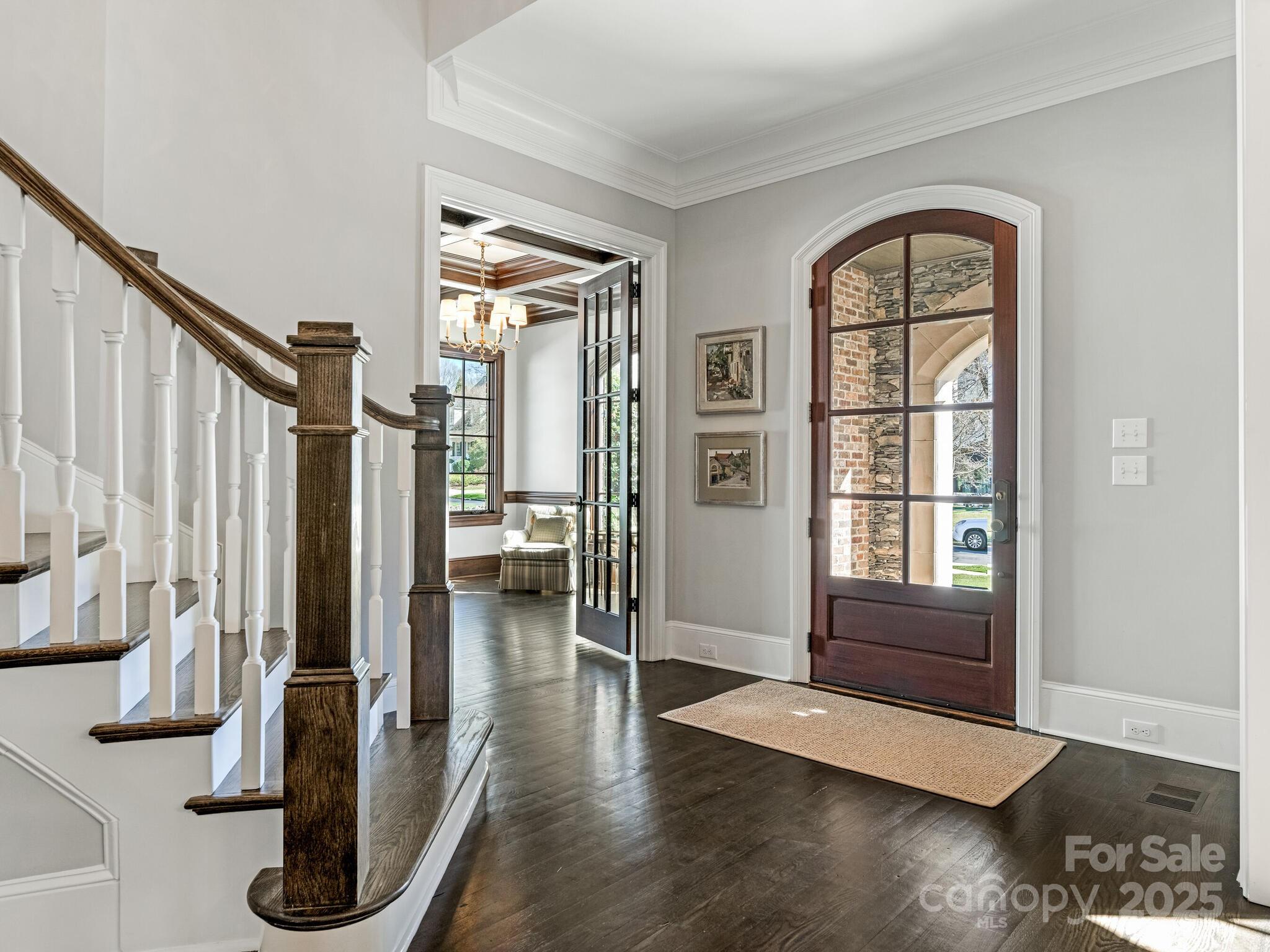2432 Westfield Road Charlotte, NC 28207 - Photo 4 of 42 Gallery Image 4