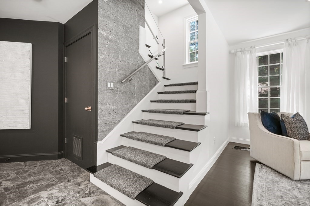 25 Fieldstone Road Westwood, MA 02090 - Photo 18 of 41