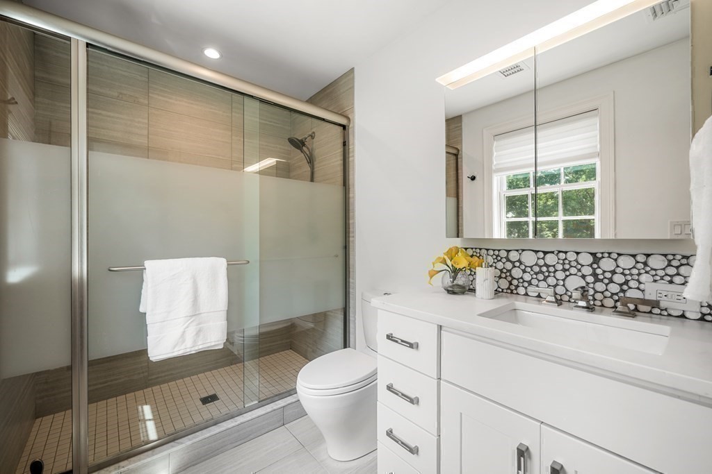 25 Fieldstone Road Westwood, MA 02090 - Photo 29 of 41