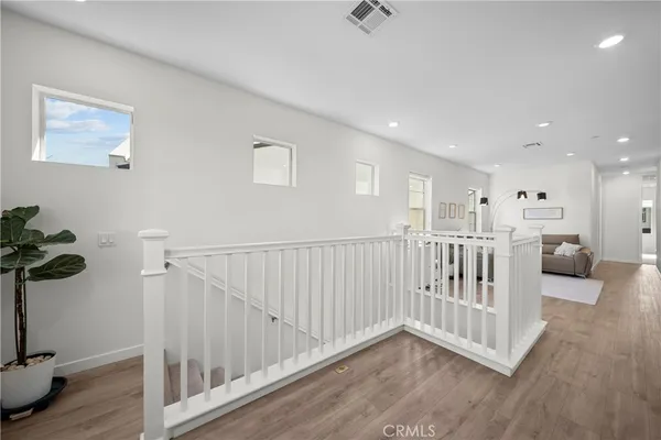 $739,800 | 27616 Symphony Place, Valencia, CA 91381