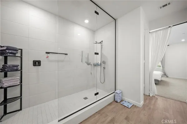 $739,800 | 27616 Symphony Place, Valencia, CA 91381