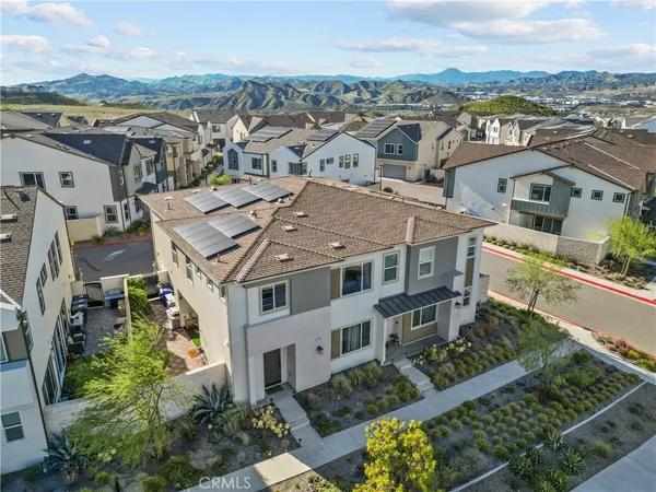 $739,800 | 27616 Symphony Place, Valencia, CA 91381