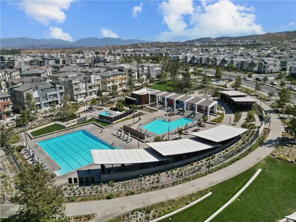 $739,800 | 27616 Symphony Place, Valencia, CA 91381