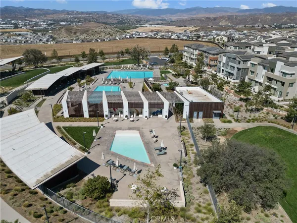 $739,800 | 27616 Symphony Place, Valencia, CA 91381