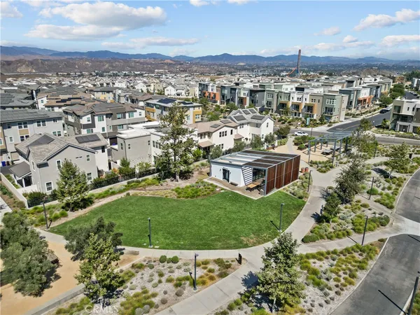 $739,800 | 27616 Symphony Place, Valencia, CA 91381