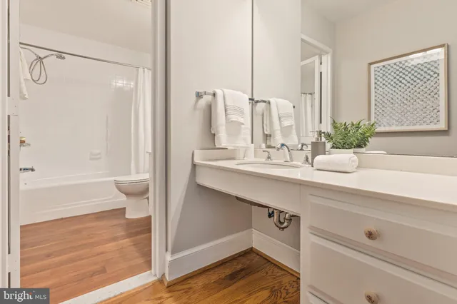 $3,900 | 8101 Connecticut Avenue, Unit N409, Chevy Chase, MD 20815