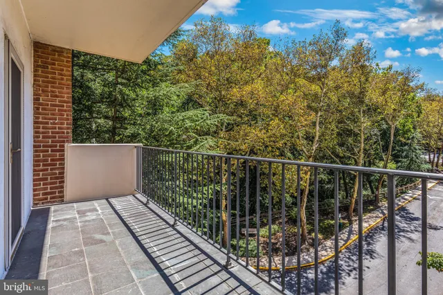 $3,900 | 8101 Connecticut Avenue, Unit N409, Chevy Chase, MD 20815