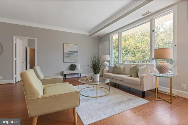 $3,900 | 8101 Connecticut Avenue, Unit N409, Chevy Chase, MD 20815