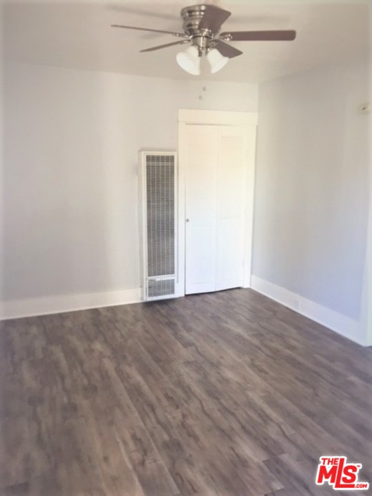 541 Cerritos Avenue Long Beach, CA 90802 - Photo 8 of 9