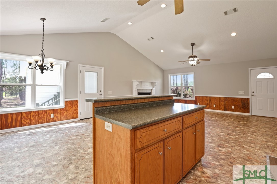 621 Aaron Holland Road Jesup, GA 31545 - Photo 18 of 41 Gallery Image 18